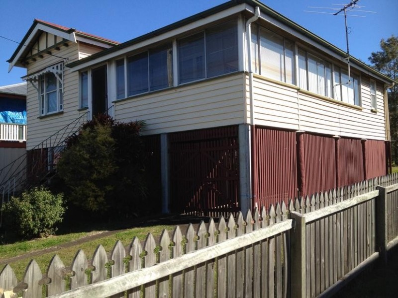 53 South Station Road, Booval QLD 4304