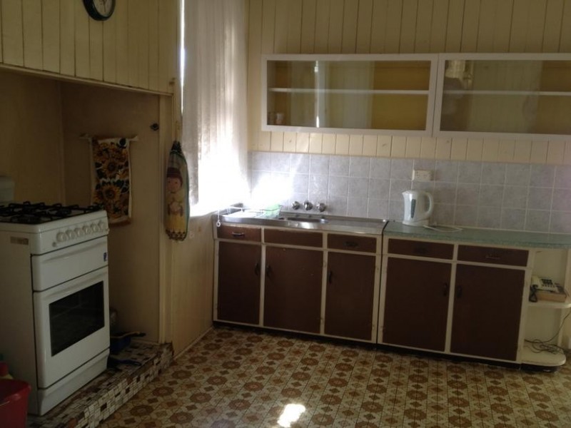 53 South Station Road, Booval QLD 4304