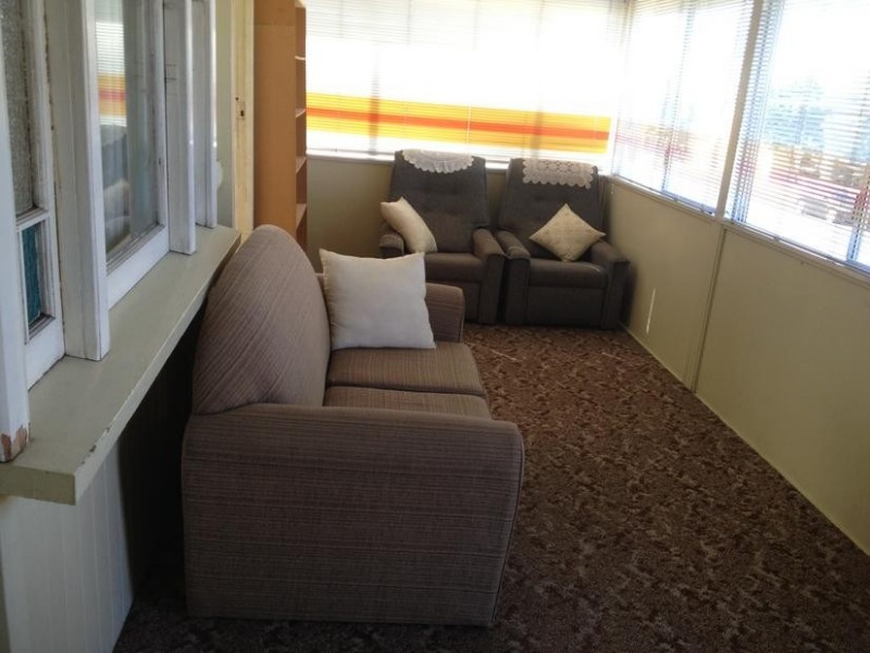 53 South Station Road, Booval QLD 4304