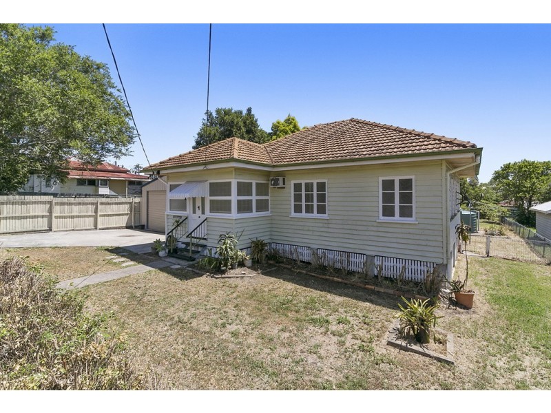 38 Alexandra Street, North Booval QLD 4304