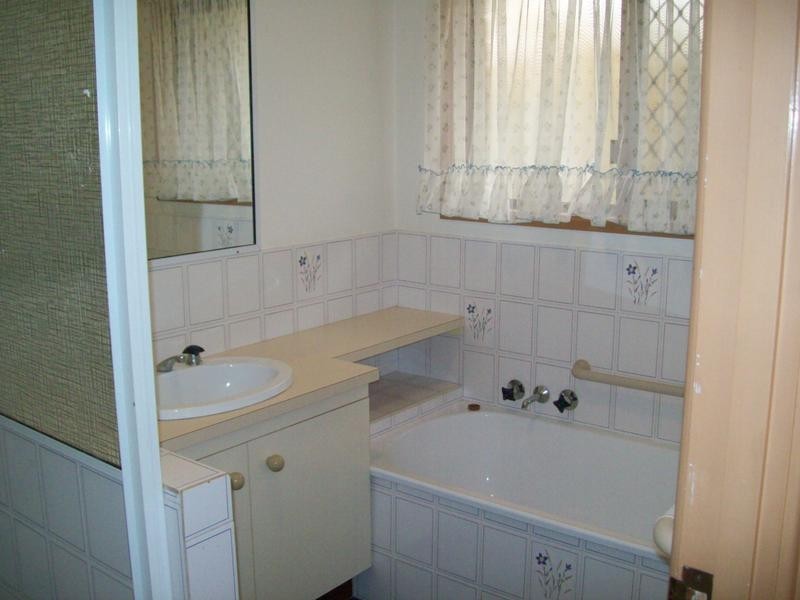 6 Bonnie Dundee Court, Bundamba QLD 4304
