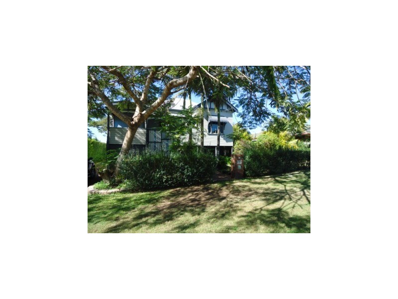 20 Walsh, Newtown QLD 4305