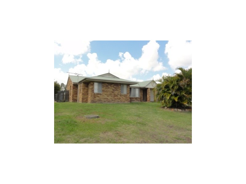 2 Morris Street, Flinders View QLD 4305