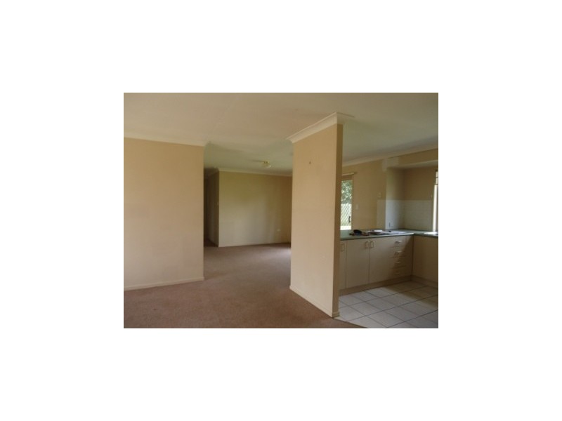 2 Morris Street, Flinders View QLD 4305