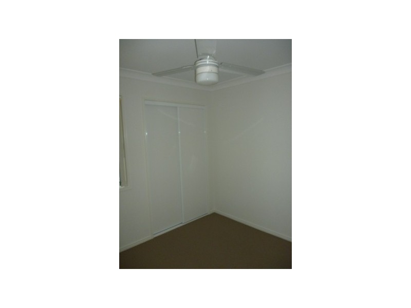 1/12 Nike Ct, Wulkuraka QLD 4305