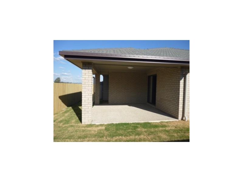 1/12 Nike Ct, Wulkuraka QLD 4305