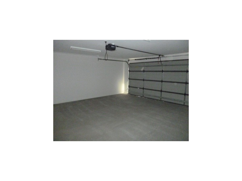 1/12 Nike Ct, Wulkuraka QLD 4305