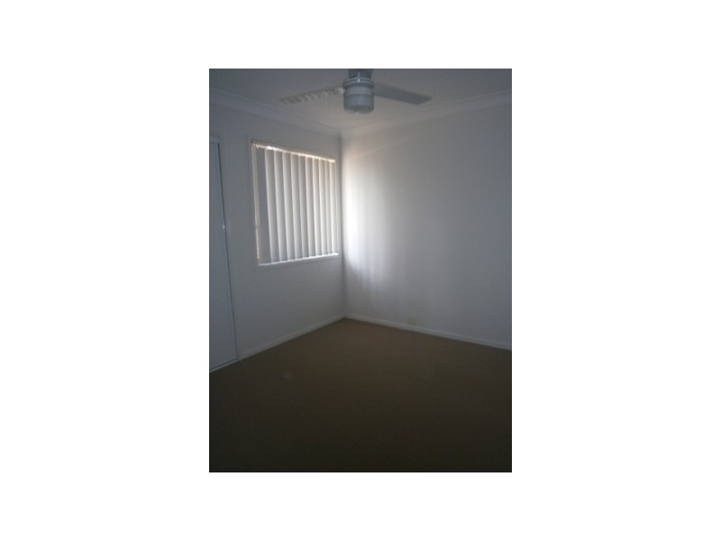 2/12 Nike Court, Wulkuraka QLD 4305