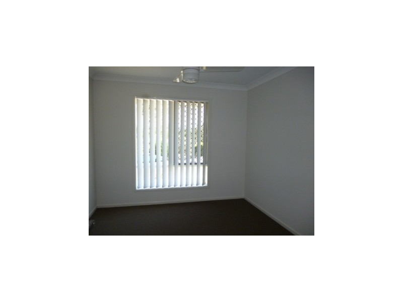 10 Bowen Place, Blackstone QLD 4304