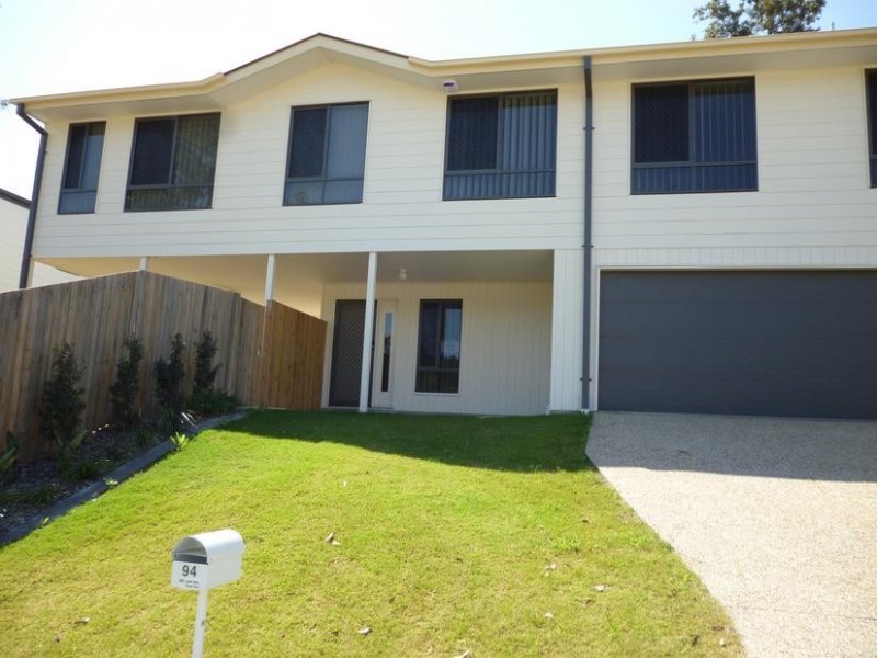 94 High Street, Blackstone QLD 4304
