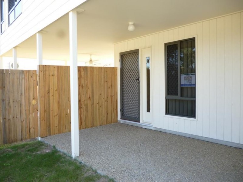 94 High Street, Blackstone QLD 4304