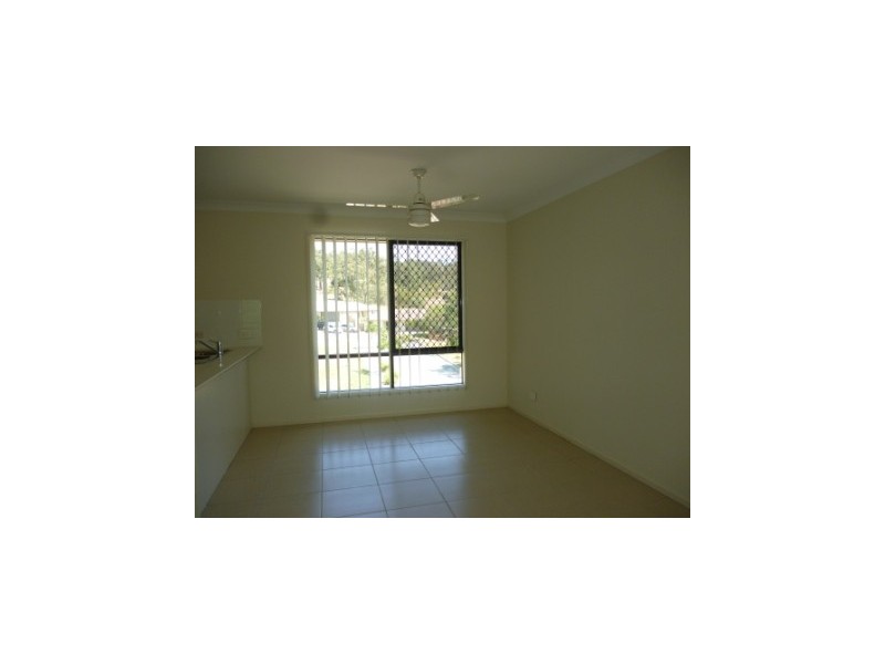 94 High Street, Blackstone QLD 4304