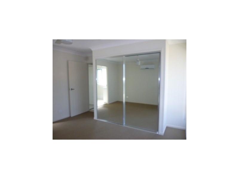 94 High Street, Blackstone QLD 4304