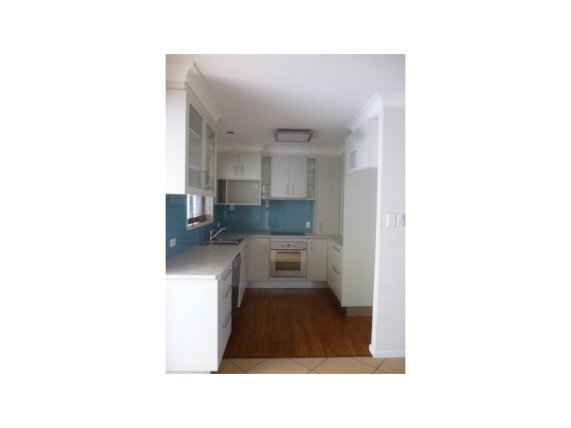 7 Pitceathly Street, Bundamba QLD 4304