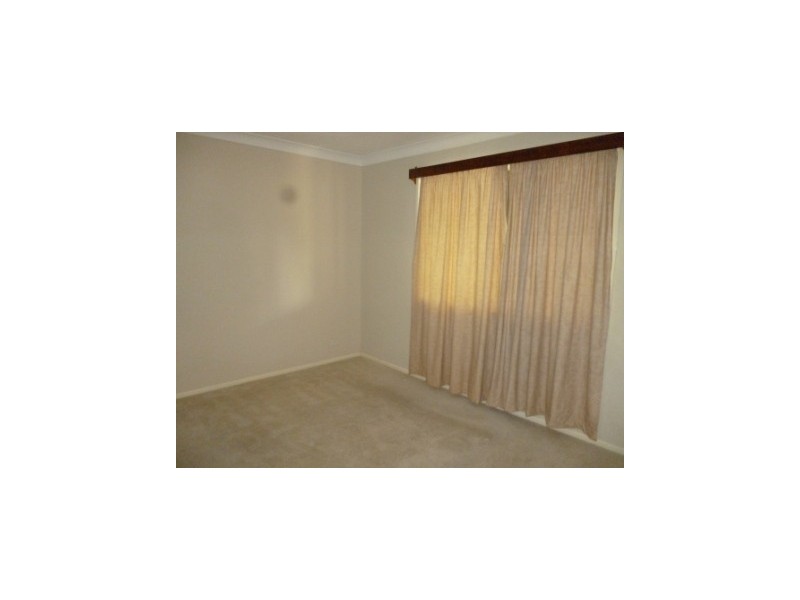 7 Pitceathly Street, Bundamba QLD 4304