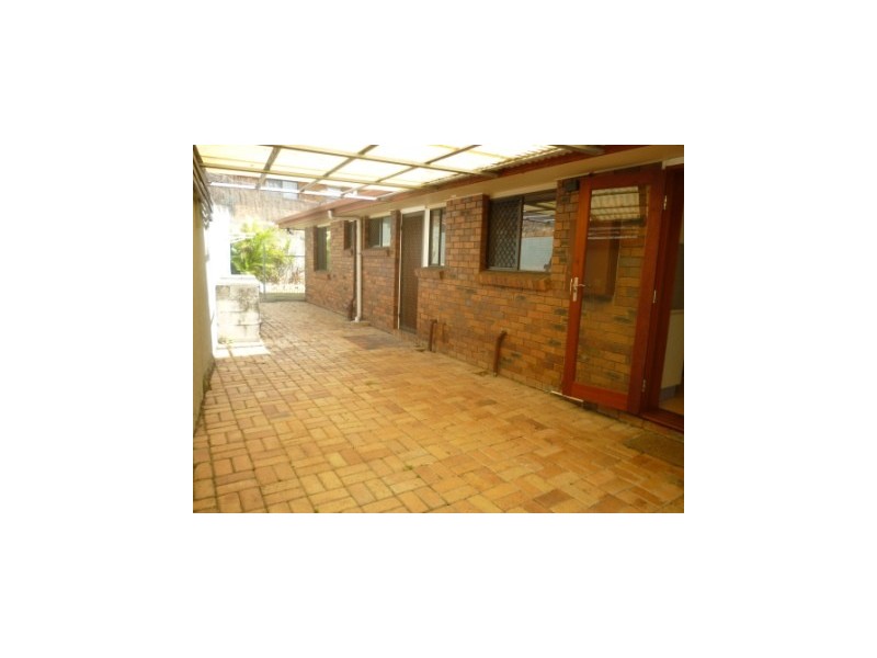 7 Pitceathly Street, Bundamba QLD 4304