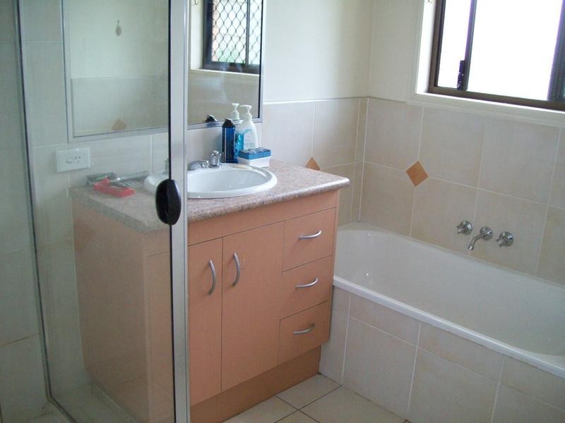 14 Phoenix Court, Churchill QLD 4305