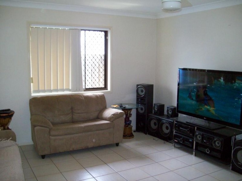 14 Phoenix Court, Churchill QLD 4305