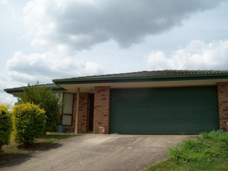 14 Phoenix Court, Churchill QLD 4305