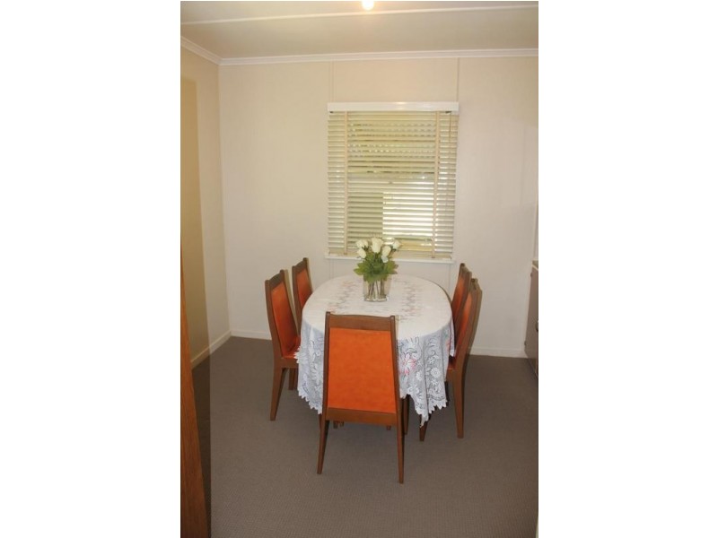 39 Grange Road, Eastern Heights QLD 4305