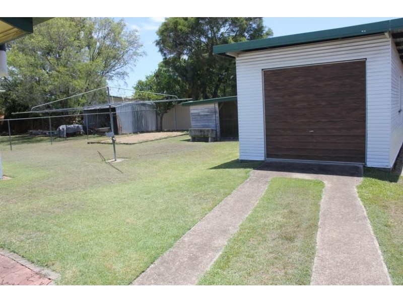39 Grange Road, Eastern Heights QLD 4305