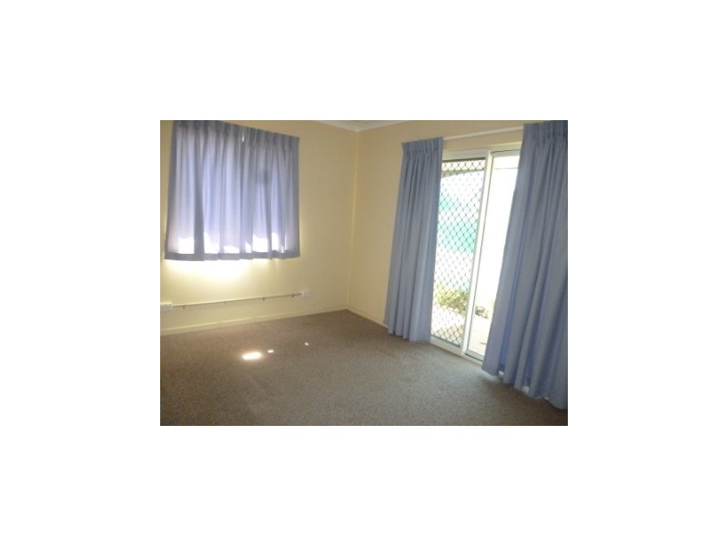 5 Barret Street, Flinders View QLD 4305