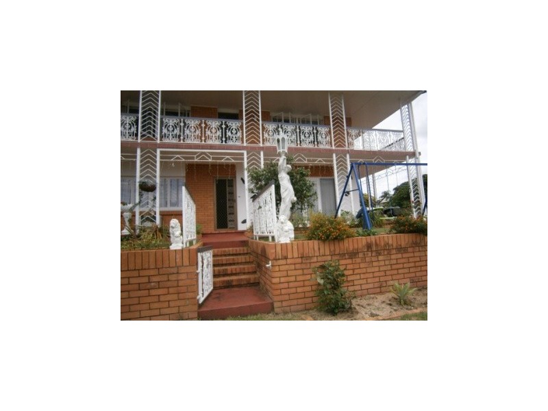 23 Lloyd George St, Eastern Heights QLD 4305