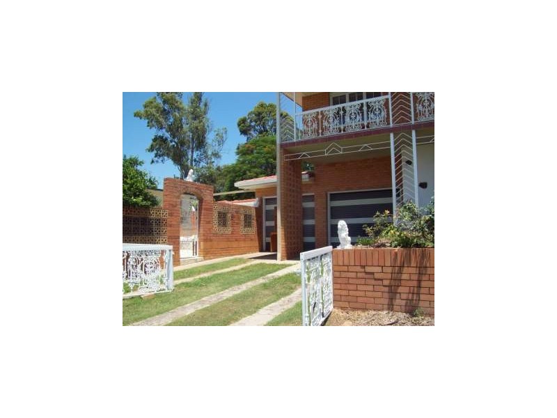 23 Lloyd George St, Eastern Heights QLD 4305