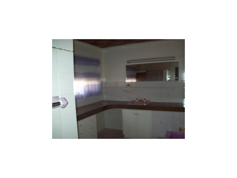 23 Lloyd George St, Eastern Heights QLD 4305