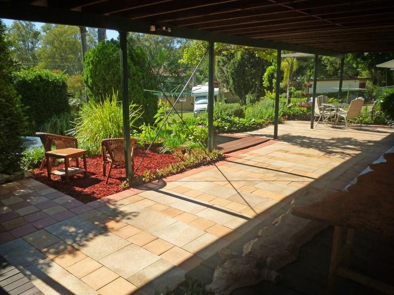 7 Johnston Street, Silkstone QLD 4304