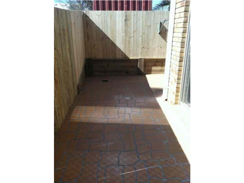 8/14 Spencer Street, Redbank QLD 4301