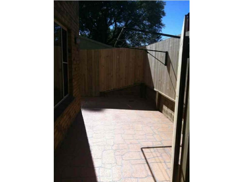 8/14 Spencer Street, Redbank QLD 4301