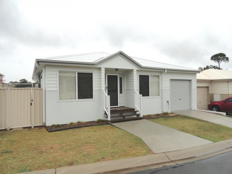 81/45 Sealy Street, Silkstone QLD 4304