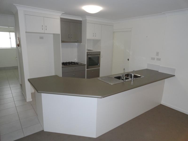 81/45 Sealy Street, Silkstone QLD 4304