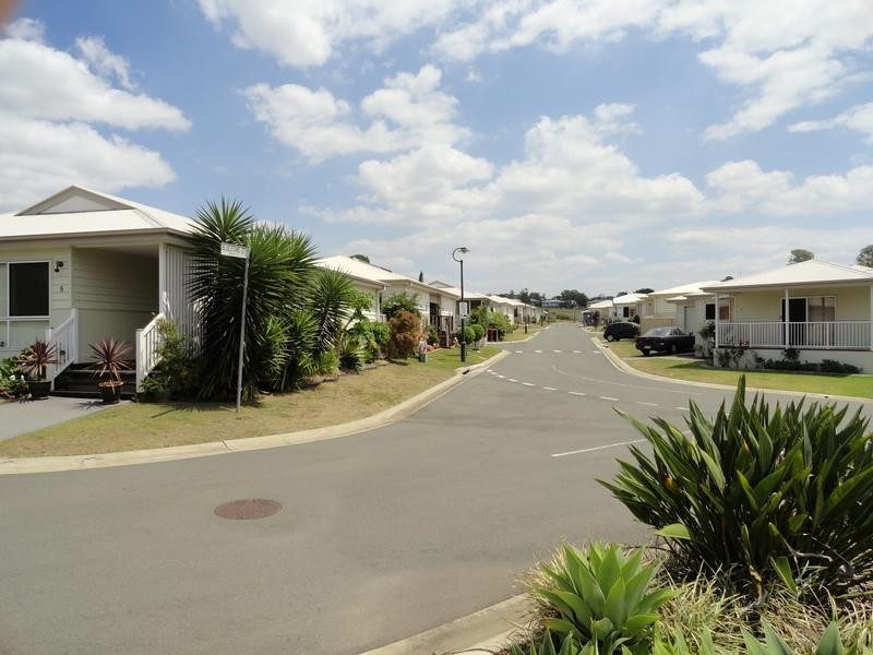81/45 Sealy Street, Silkstone QLD 4304