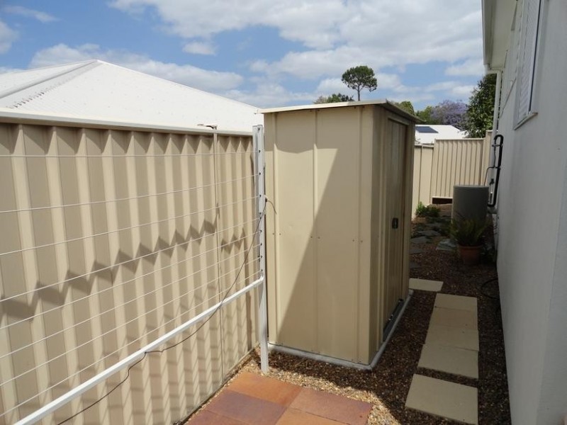 81/45 Sealy Street, Silkstone QLD 4304