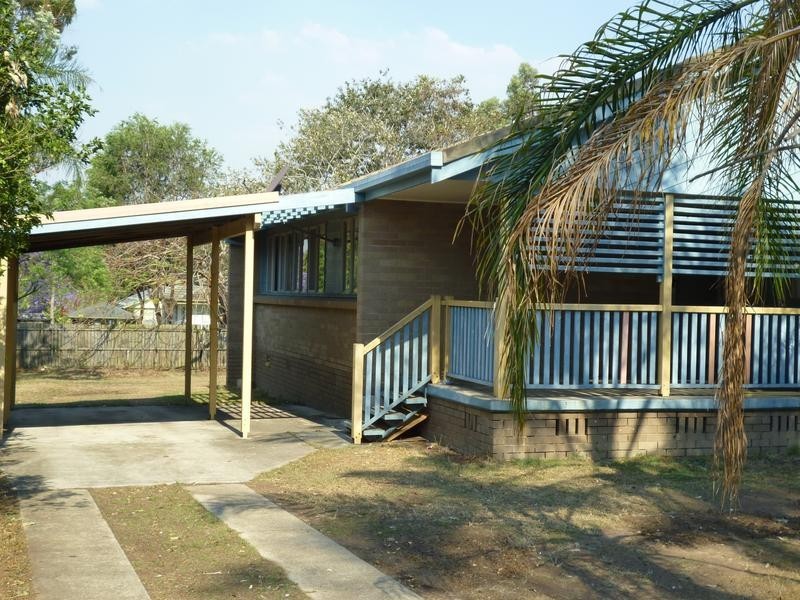 29 Sean Street, Riverview QLD 4303