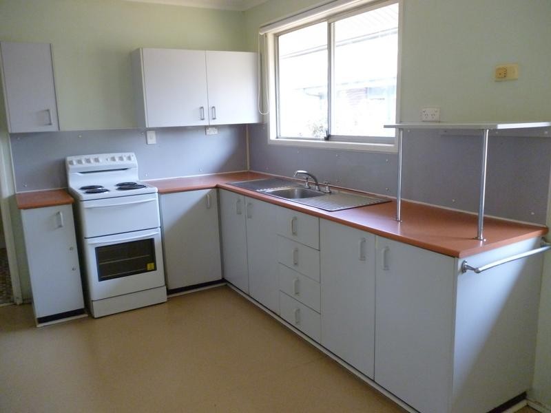 29 Sean Street, Riverview QLD 4303