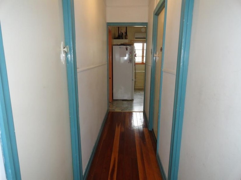 38 Alexandra Street, North Booval QLD 4304