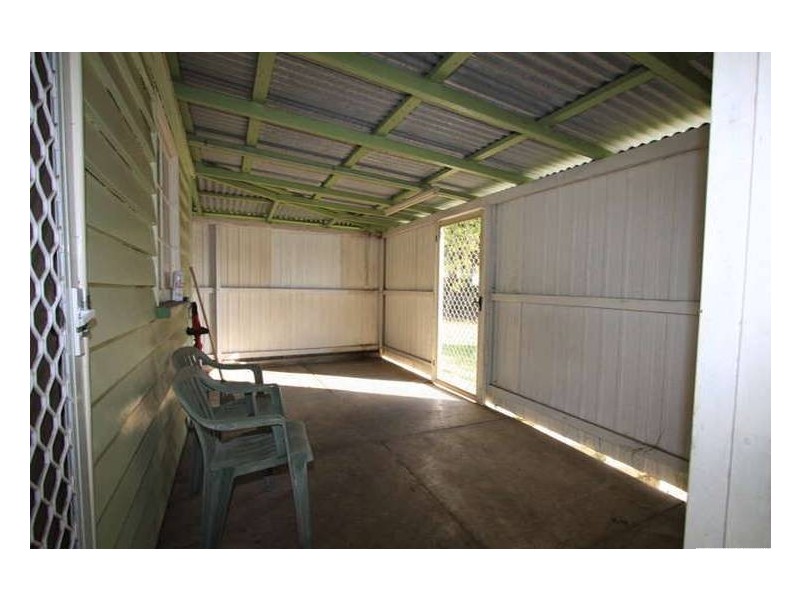 38 Alexandra Street, North Booval QLD 4304