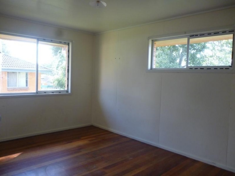 3 Dossie Street, Riverview QLD 4303