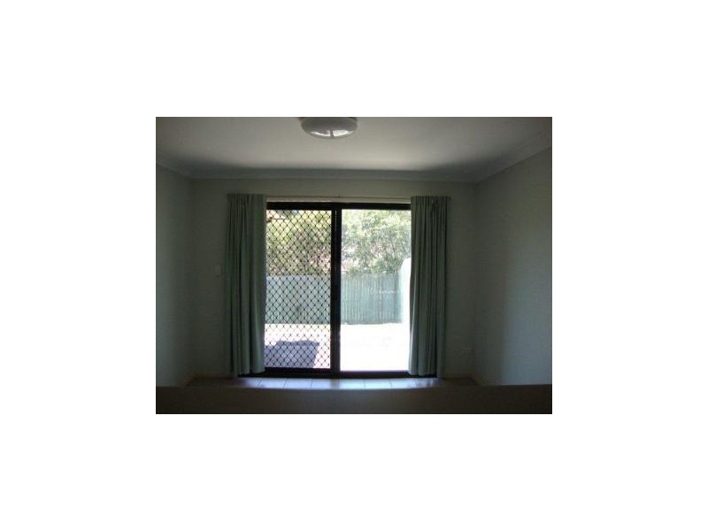 2/13 Iroquios, Brassall QLD 4305