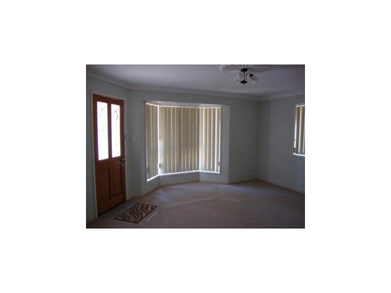 2/13 Iroquios, Brassall QLD 4305