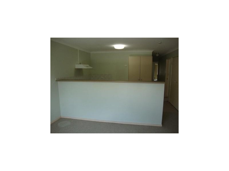 2/13 Iroquios, Brassall QLD 4305