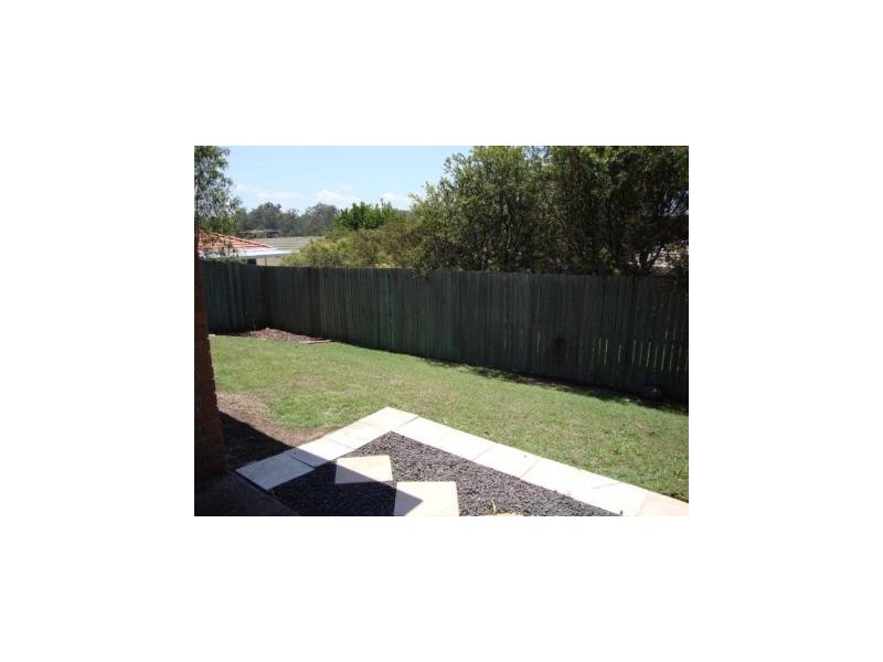 2/13 Iroquios, Brassall QLD 4305