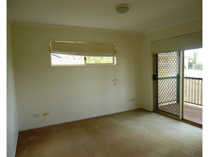 62 Braeside Road, Bundamba QLD 4304