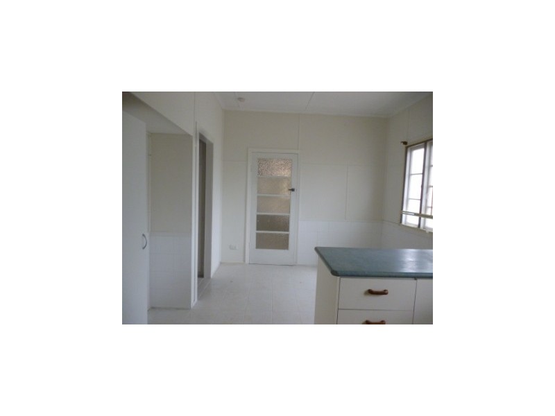 250 Warwick Road, Churchill QLD 4305