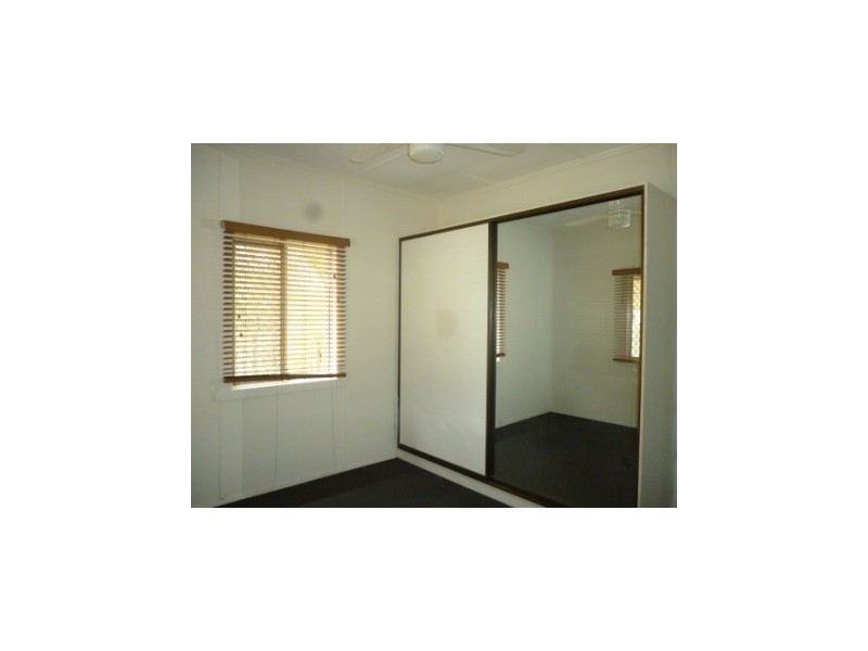 250 Warwick Road, Churchill QLD 4305