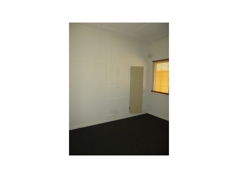 250 Warwick Road, Churchill QLD 4305