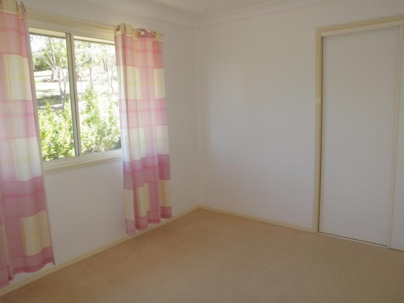 6 Nidus Court, Fernvale QLD 4306